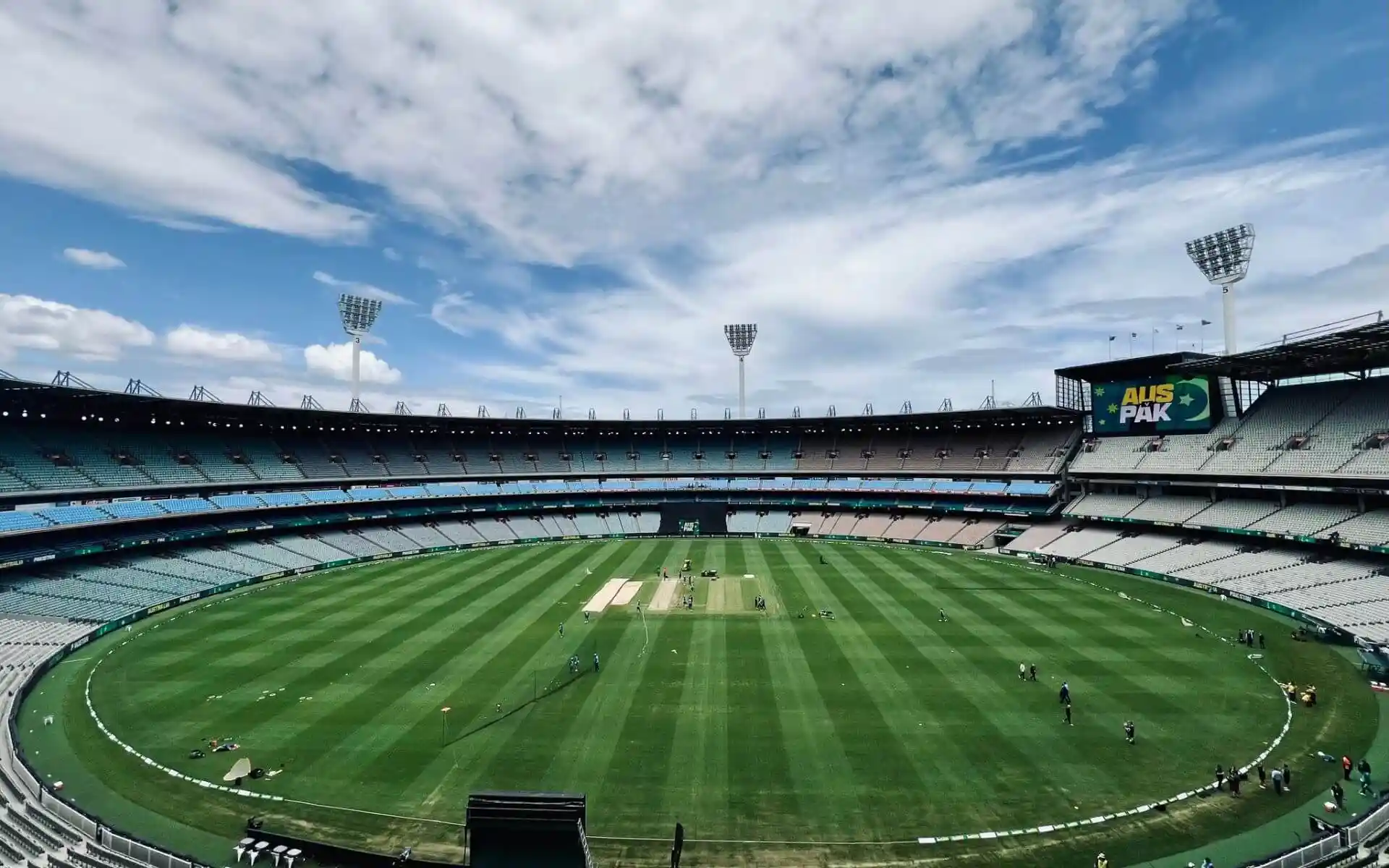 Melbourne Cricket Ground Pitch Report For STA vs HEA BBL 202425 Match